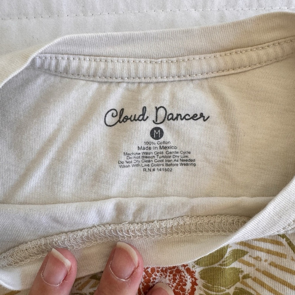 Cloud Dancer Womens Cream T-Shirt Grateful Graphic Print Cotton Size M Boho - Picture 3 of 5